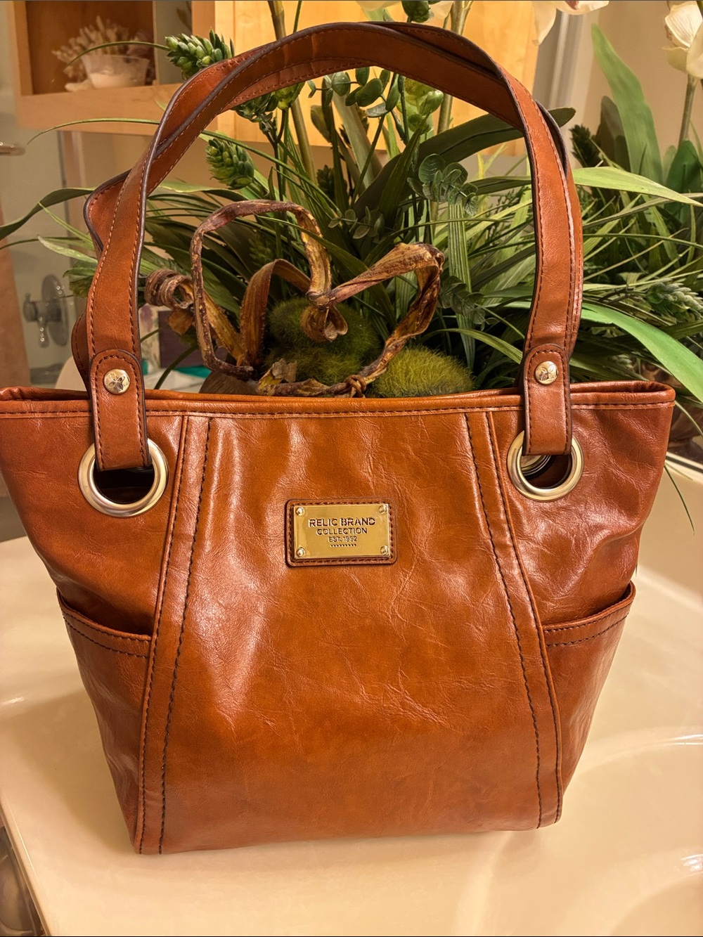 Relic Brand Collection EST1992 Cognac Brown Leather Shoulder Purse